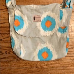 Flipped bird crossbody bag
